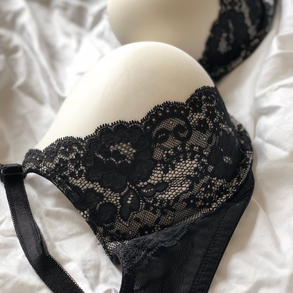 Victoria’s Secret DREAM ANGELS PLUNGE 34D BRA